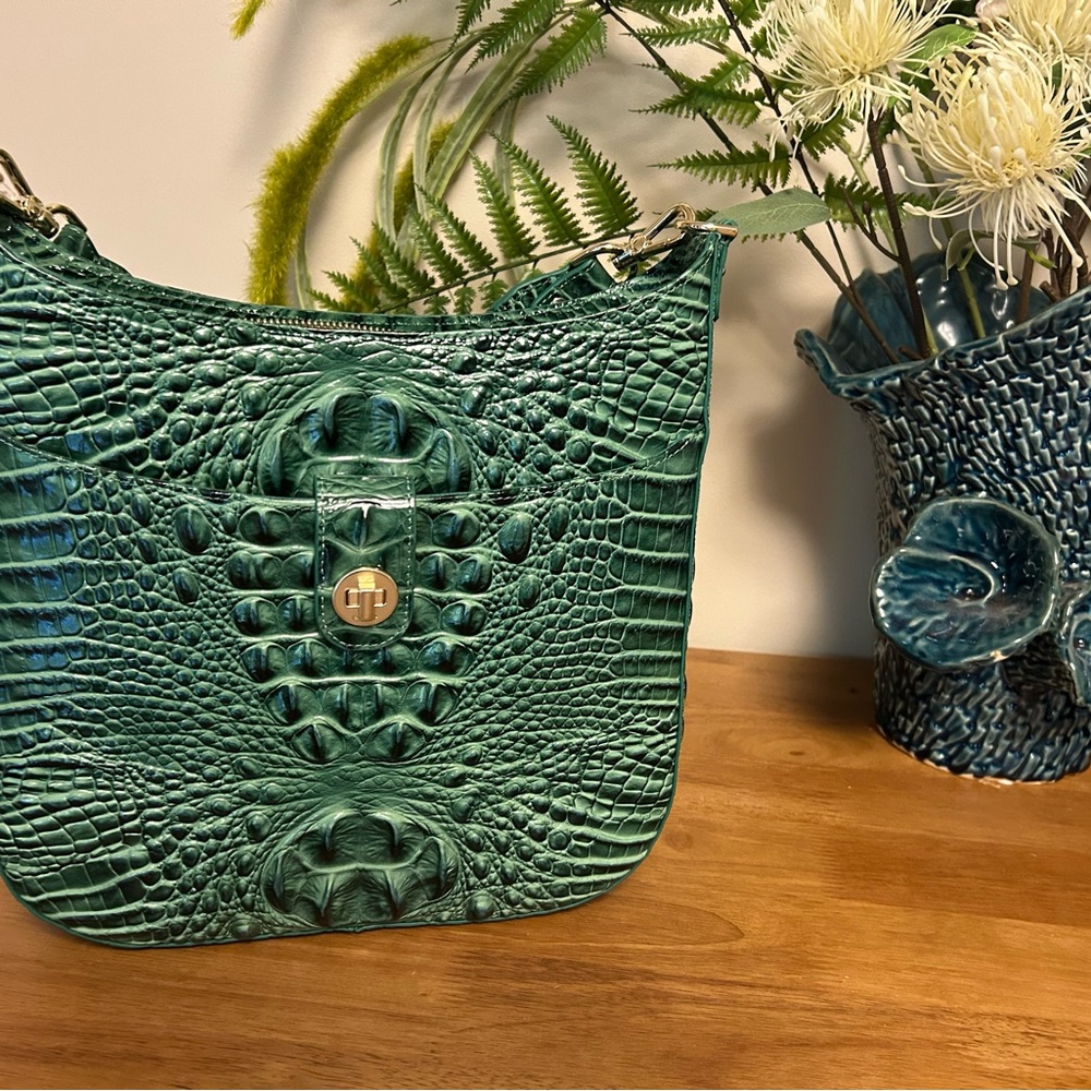 Brahmin Elegant Green Crocodile-Embossed Women's Bag